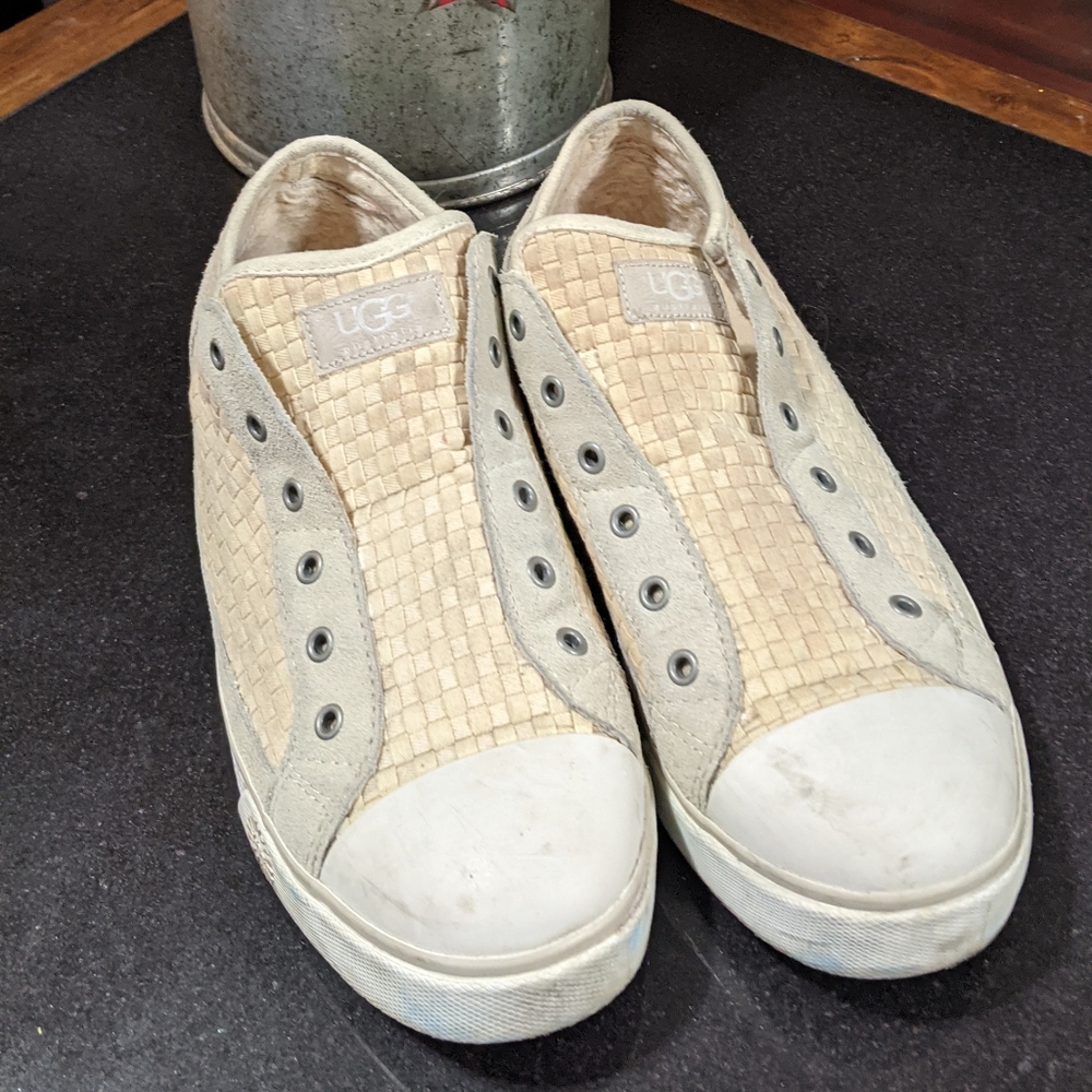 Ugg sneakers